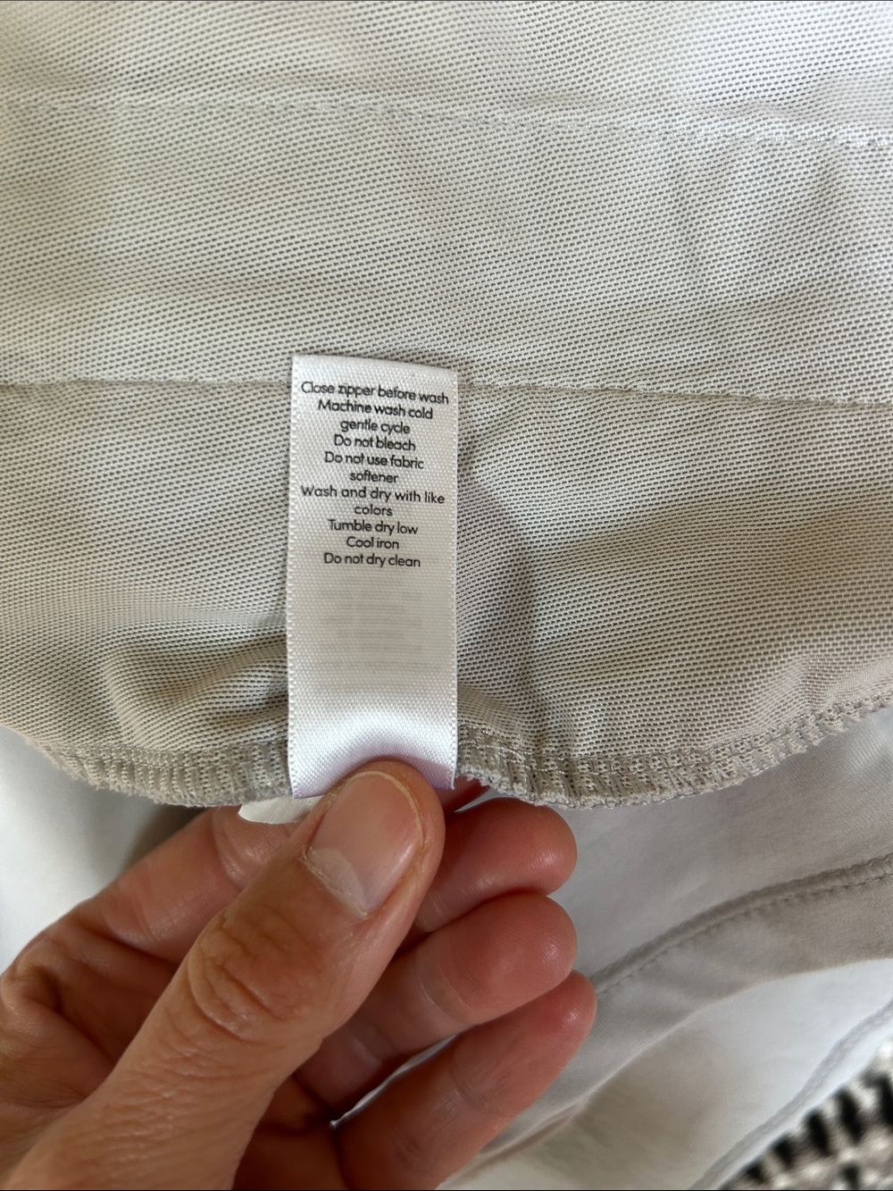 Athleta Trekkie Skirt Skort Women's Size 6 Athletic Grey Zipper Pockets - Picture 9 of 9